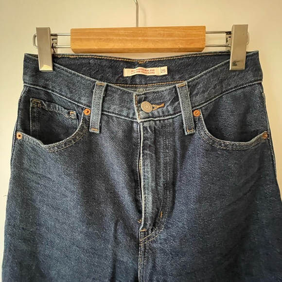 Levi’s Mom Jean high rise 25 - Picture 4 of 4